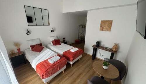 Twin Room with Private Bathroom