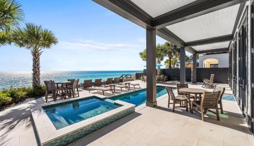 Five-Bedroom Holiday Home