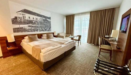 Deluxe Double Room with Balcony