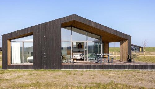 Three-Bedroom Holiday Home 
