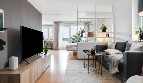 Superior One-Bedroom Apartment with Balcony