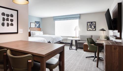 One-Bedroom King Suite