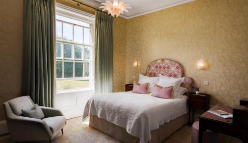 Superior Double Room with Garden View