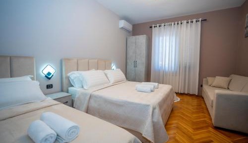 Triple Room with Bathroom