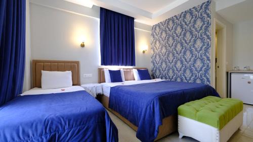 King Room with Balcony