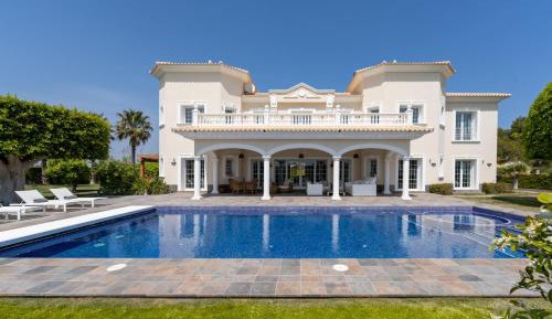 Deluxe Villa