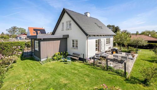 Two-Bedroom Holiday Home