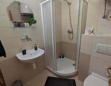 Twin Room with Private Bathroom