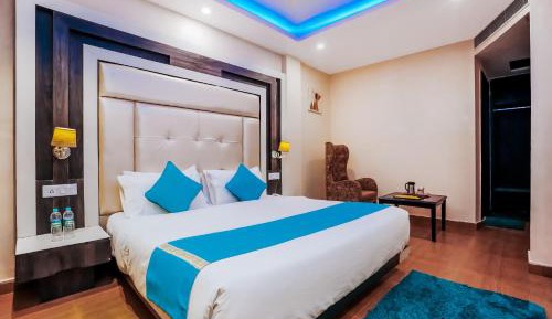 Queen Room with Garden View