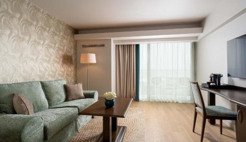 King Junior Suite