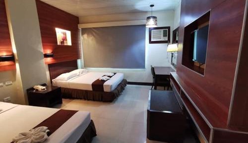 Deluxe Double or Twin Room