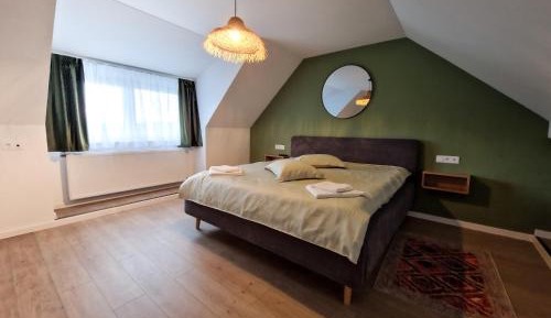 Deluxe One-Bedroom Apartment with Garden View