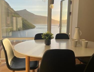 Two-Bedroom Apartment with Terrace and Sea View
