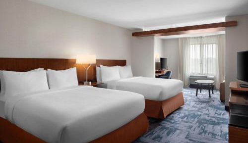 Suite, 2 Queen, Sofa bed