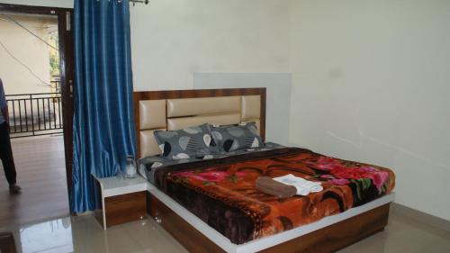 Deluxe Double Room (2 Adults + 1 Child)