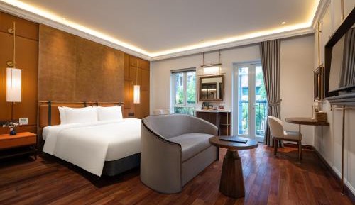 Suite with City View