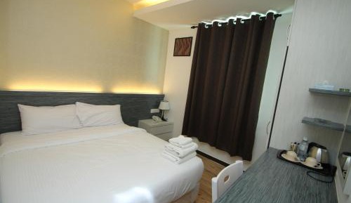 Standard Deluxe Room