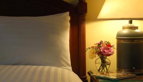 Queen Room with Two Queen Beds with Resort View- Pavilion