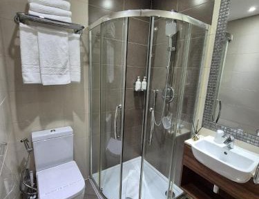 Classic Single Room, with en suite