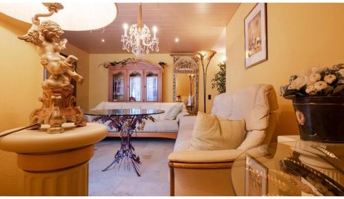 Three-Bedroom Superior Apartment