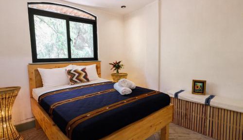 Queen Room with Shared Bathroom