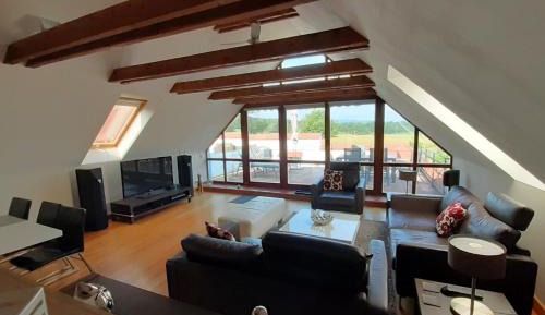 Deluxe Two-Bedroom Apartment with Garden View