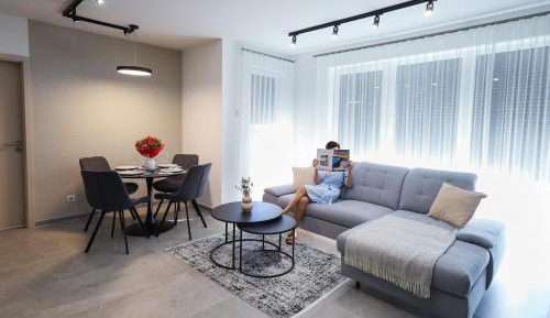 Two-Bedroom Deluxe Apartment