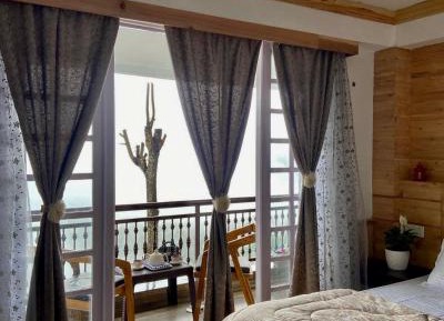 Queen Room with Balcony
