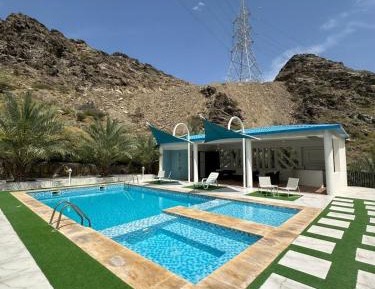 Four-Bedroom Holiday Home