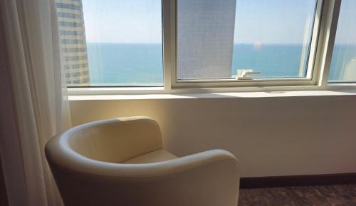Queen Suite with Sea View