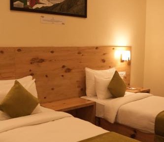 Deluxe Double or Twin Room