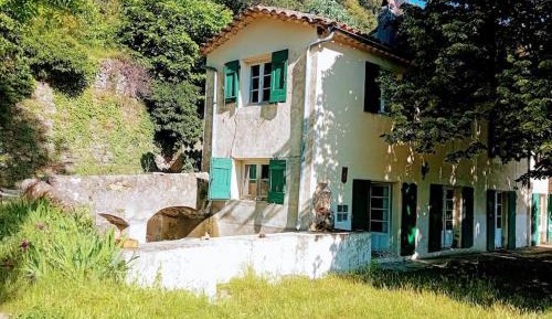Six-Bedroom House