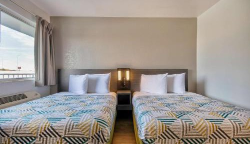Quadruple Room - Non-Smoking