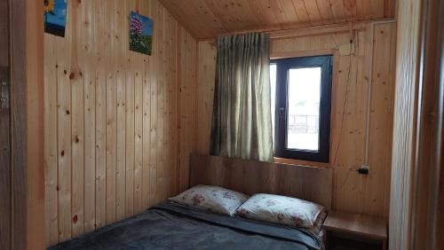 Double or Twin Room with Lake View