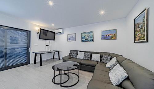 Six-Bedroom Holiday Home