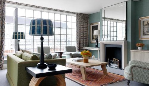 Deluxe Penthouse Suite