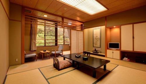 Japanese-Style Quadruple Room