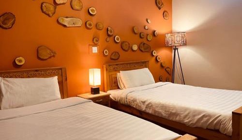 Standard Twin Room