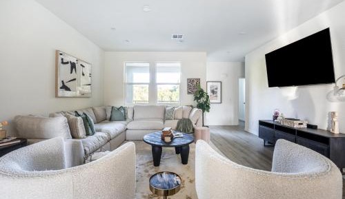 Four-Bedroom Holiday Home