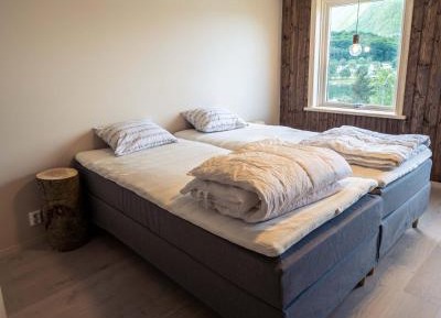 Double or Twin Room with Mountain View