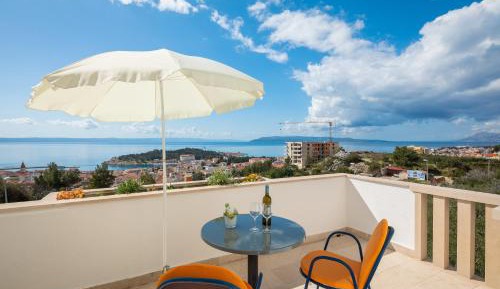 Double Room with Balcony and Sea View
