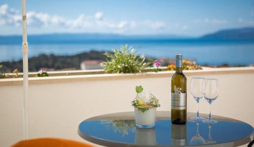 Deluxe Double Room with Balcony and Sea View