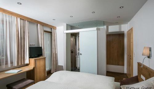 Double Room with Bathroom