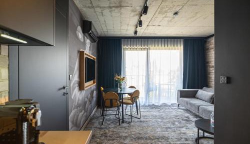 Studio with Terrace