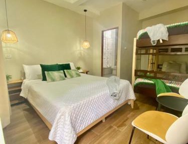 Deluxe Family Room