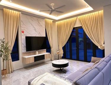 Four-Bedroom Holiday Home