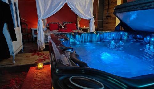 Double Room with Spa Bath