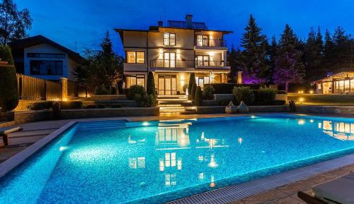 Deluxe Villa