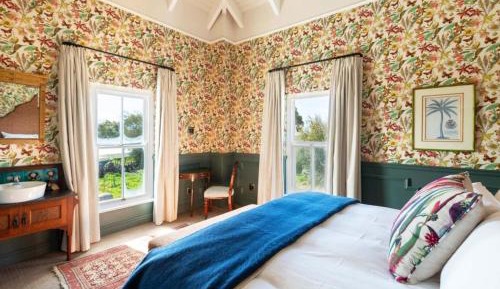 Comfort King Room
