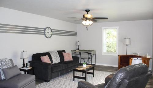 One-Bedroom Holiday Home